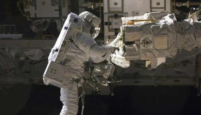 How do Nasa astronauts vote from space?